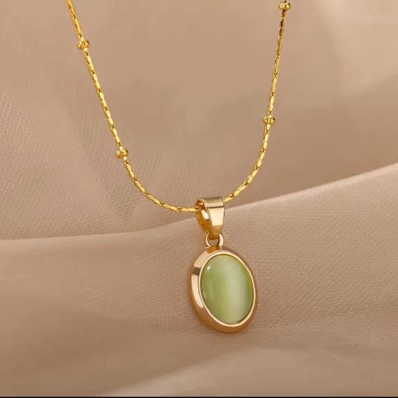 18K Gold Necklace Stainless Steel Opal Oval Pendant Necklace - Picture 1 of 7